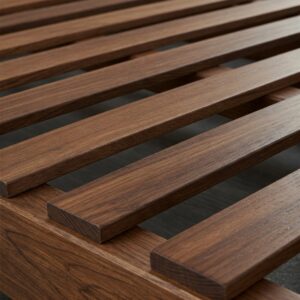 Detailed view of the sturdy slats on a king size mattress platform ensuring optimal support.